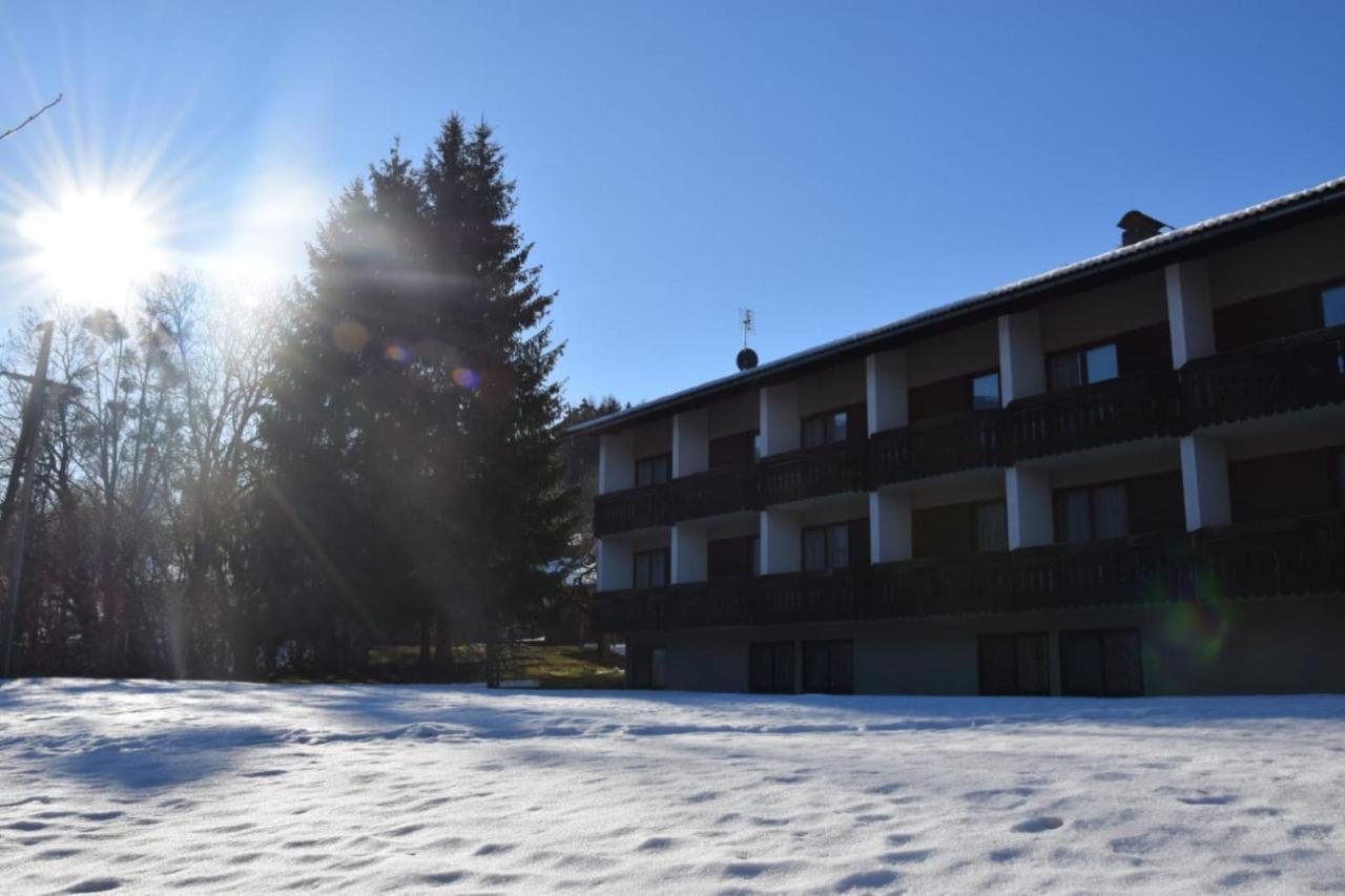 Dorfgasthof Hotel Staberhof Kellerberg Exterior photo